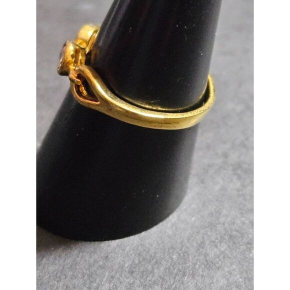 *Sale* Gold tone rhinestone ring - Picture 6 of 10